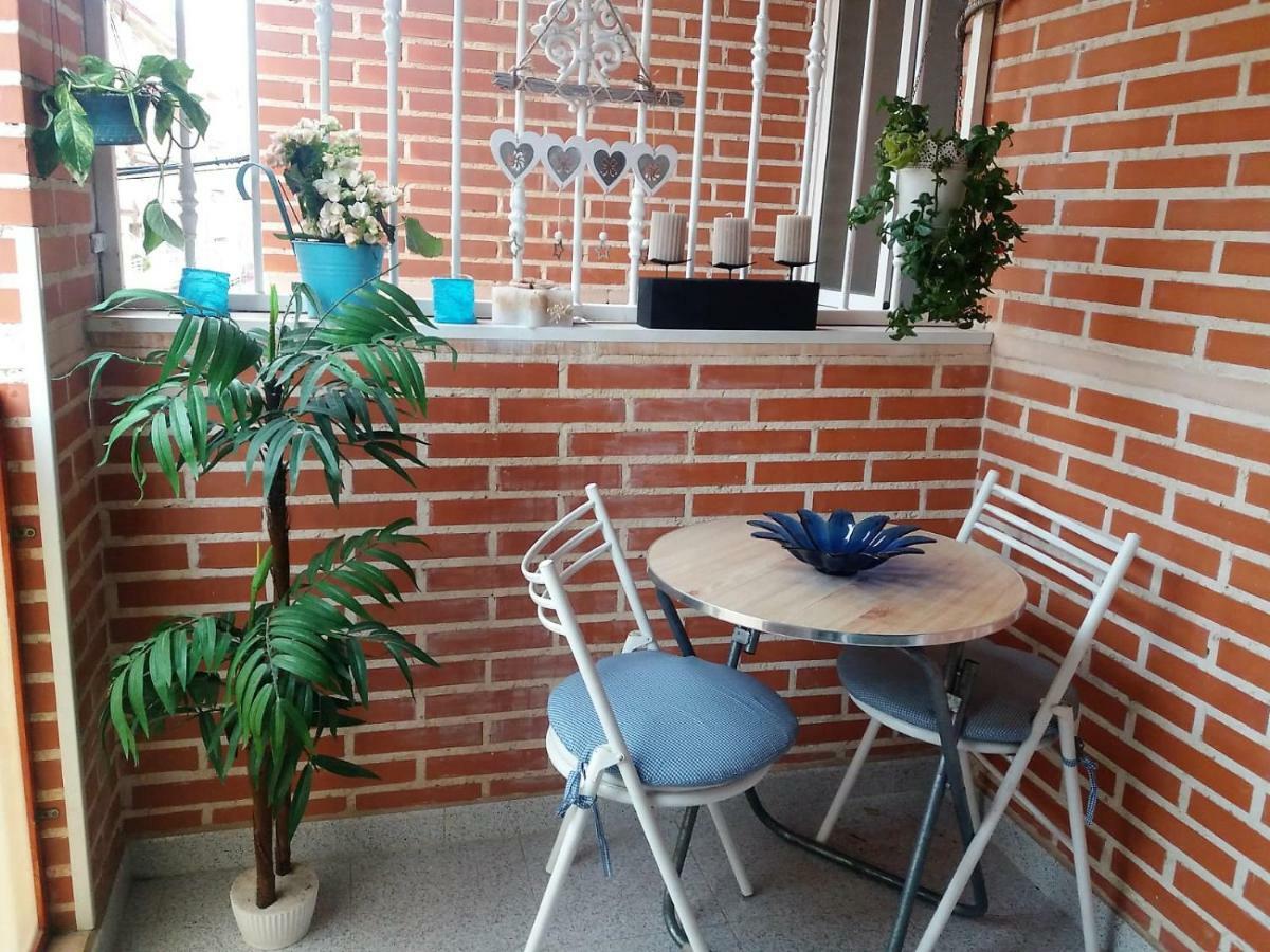 Amazing Sunny Flat With Balcony Pool Two Mins From The Beach Torrevieja Eksteriør billede