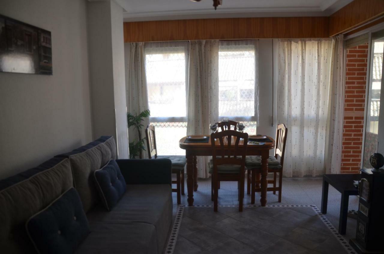 Amazing Sunny Flat With Balcony Pool Two Mins From The Beach Torrevieja Eksteriør billede