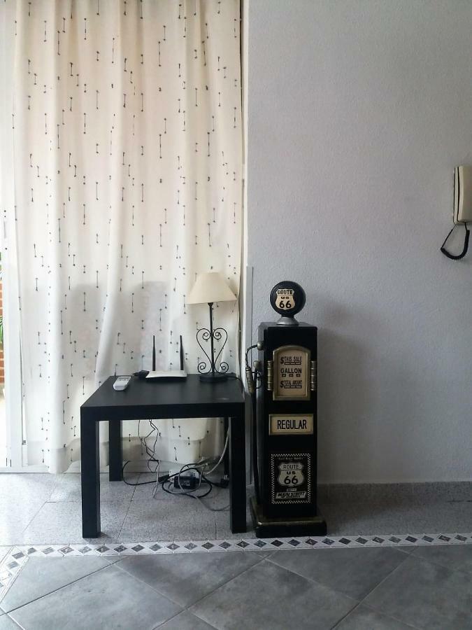 Amazing Sunny Flat With Balcony Pool Two Mins From The Beach Torrevieja Eksteriør billede